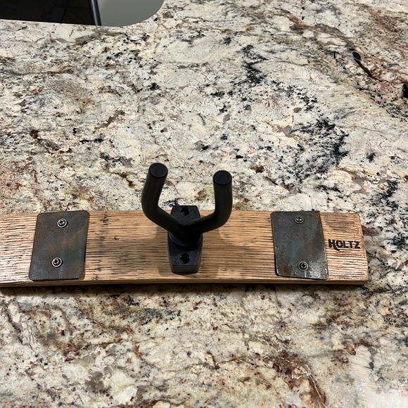 holtz leather Other - Brand new Holtz Leather whiskey barrel guitar holder.